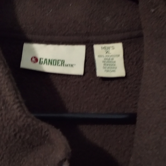 Gander Mountain XL men's fleece vest - Picture 2 of 3